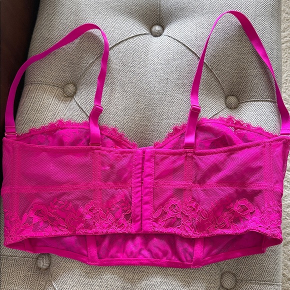 SKIMS Lace Unlined Balconette Corset - Fuchsia 2x - Picture 7 of 11